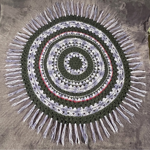 The Cyclops Eye Crocheted Round Mandala Throw Blanket Large - Picture 2 of 8